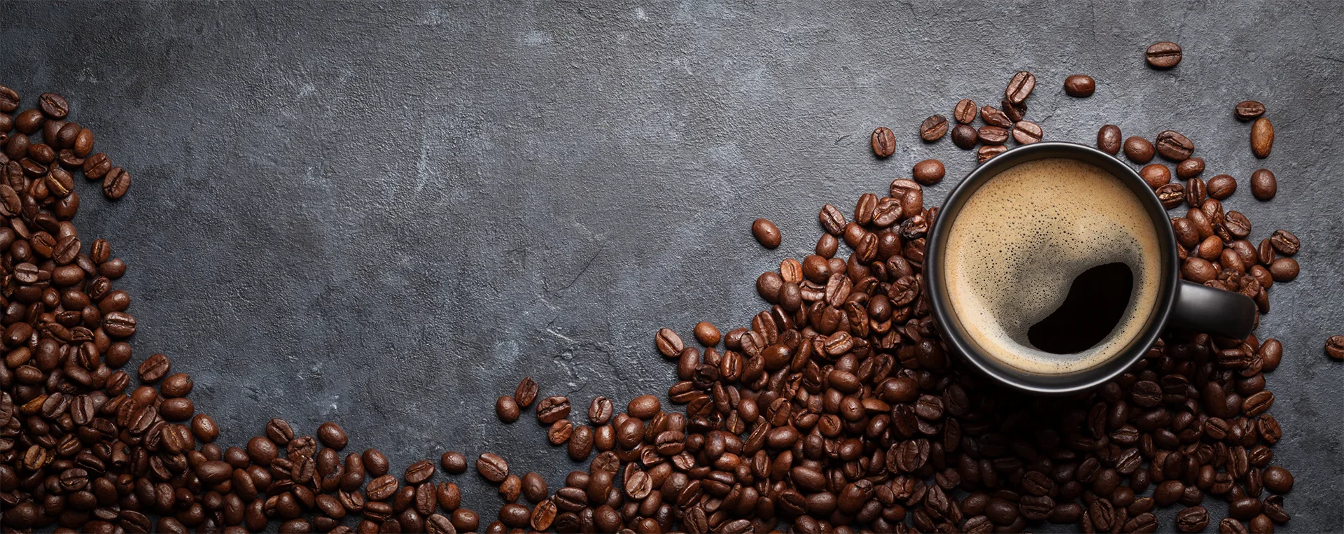 https://40thievescoffee.com/cdn/shop/articles/coffee-cup-and-roasted-beans.webp?v=1760391442&width=2048